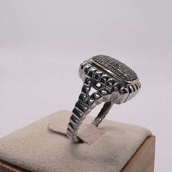 Vintage Diamond 14kt solid yellow gold Ring - Picture 3 of 10